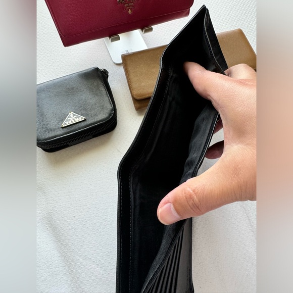 🔥Prada Wallets (4 pcs) - Picture 16 of 17